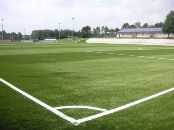 Rudi-Ziegler-Sportanlage Hauptspielfeld