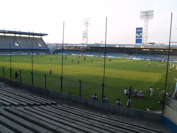 Estadio George Capwell