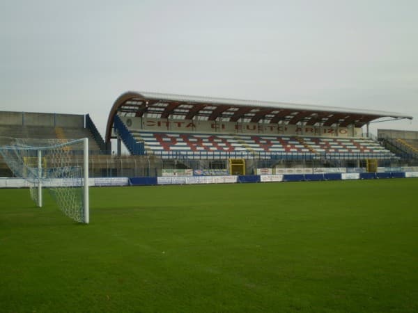 Stadio Carlo Speroni